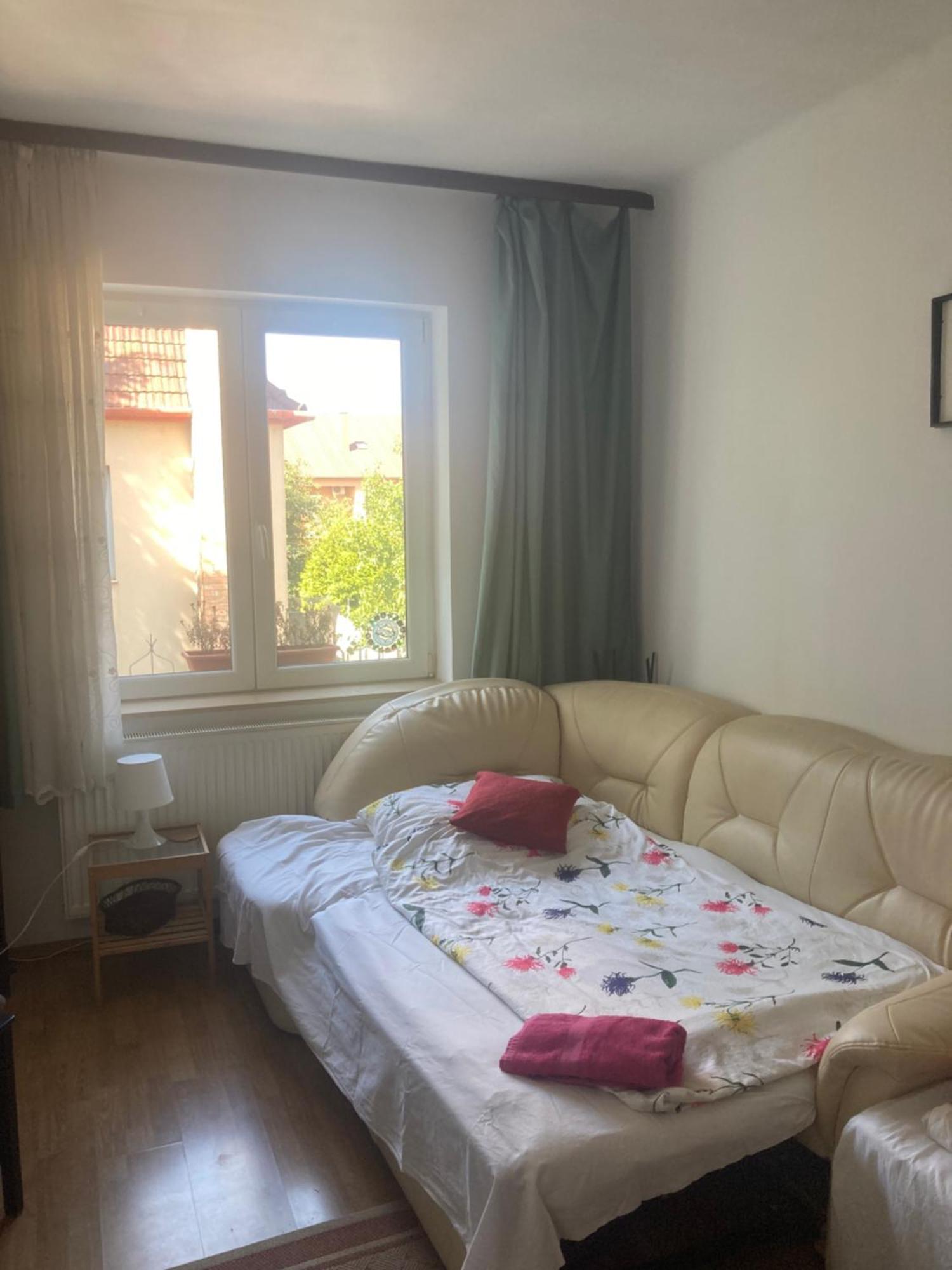 Apartman-Donau Tat Exterior photo
